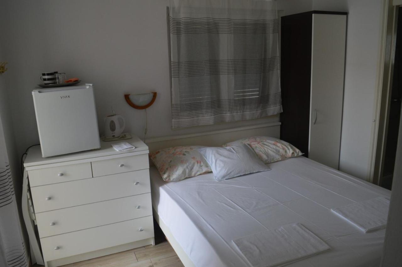 Soba Mira Apartamento Makarska Exterior foto