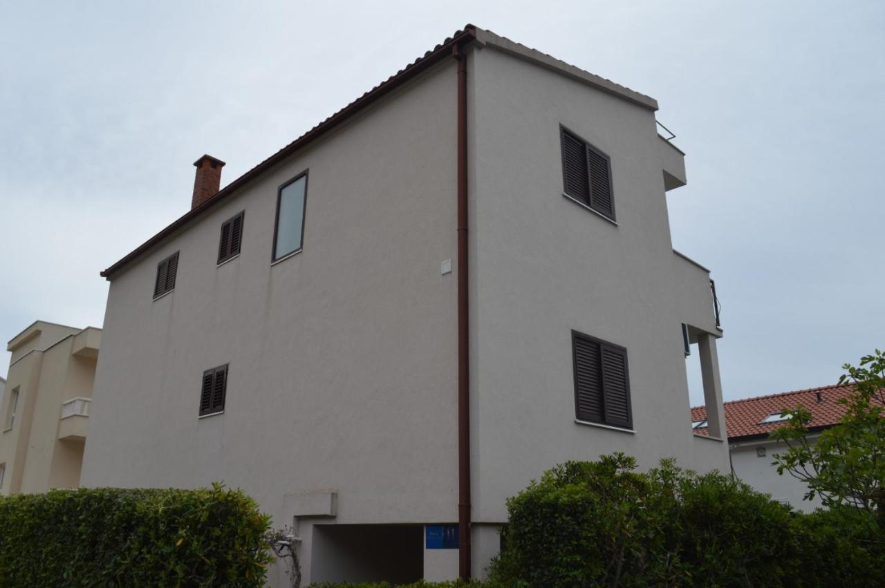 Soba Mira Apartamento Makarska Exterior foto